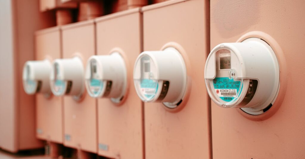 solutions efficaces pour dissimuler les compteurs électriques, alliant esthétique et fonctionnalité.