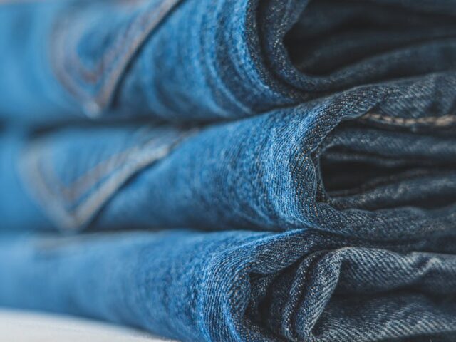 Astuces pour plier ses vêtements pour gagner de la place